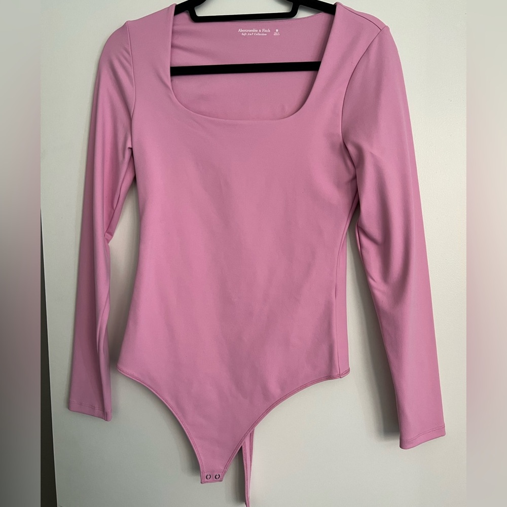 Long-Sleeve Seamless Fabric Bodysuit - Pink - Medium